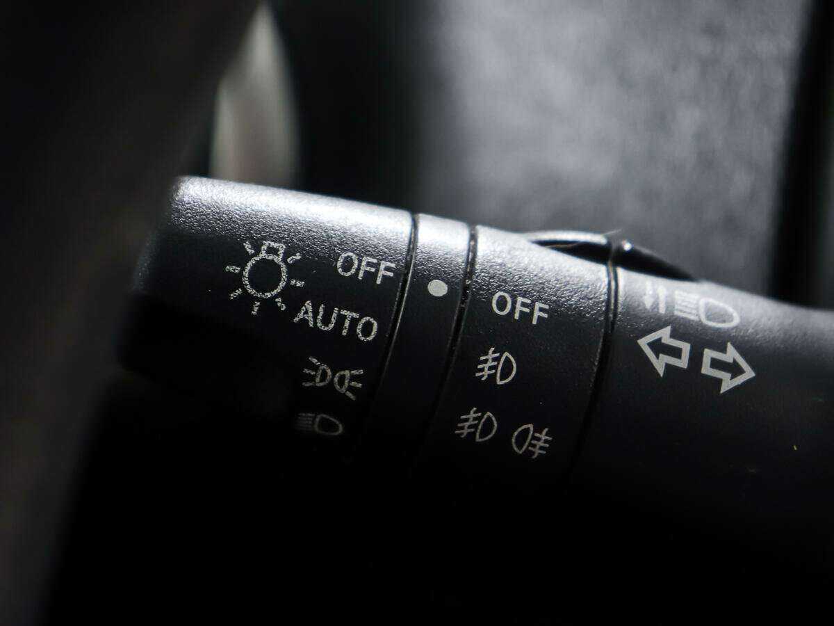 Nissan Note, 2012 - Фото №12