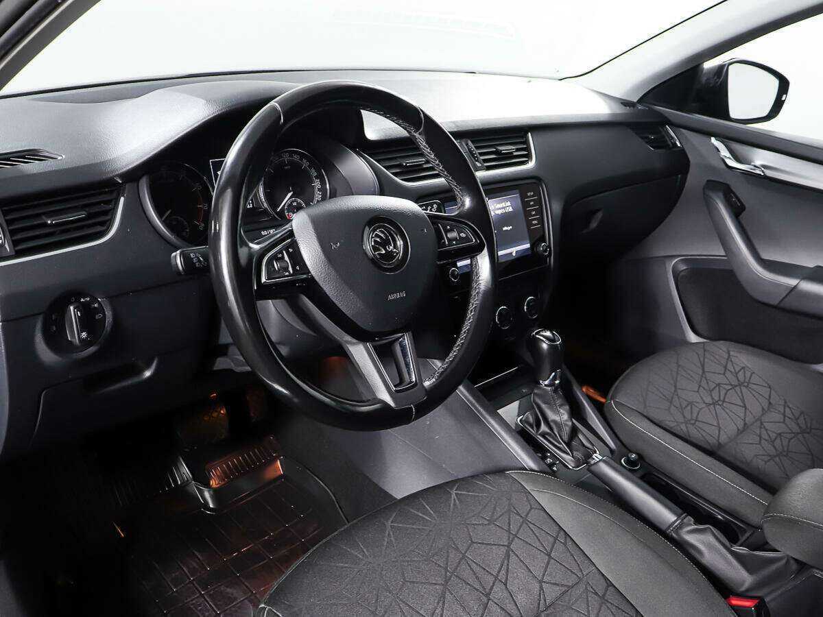Skoda Octavia, 2018 - Фото №13