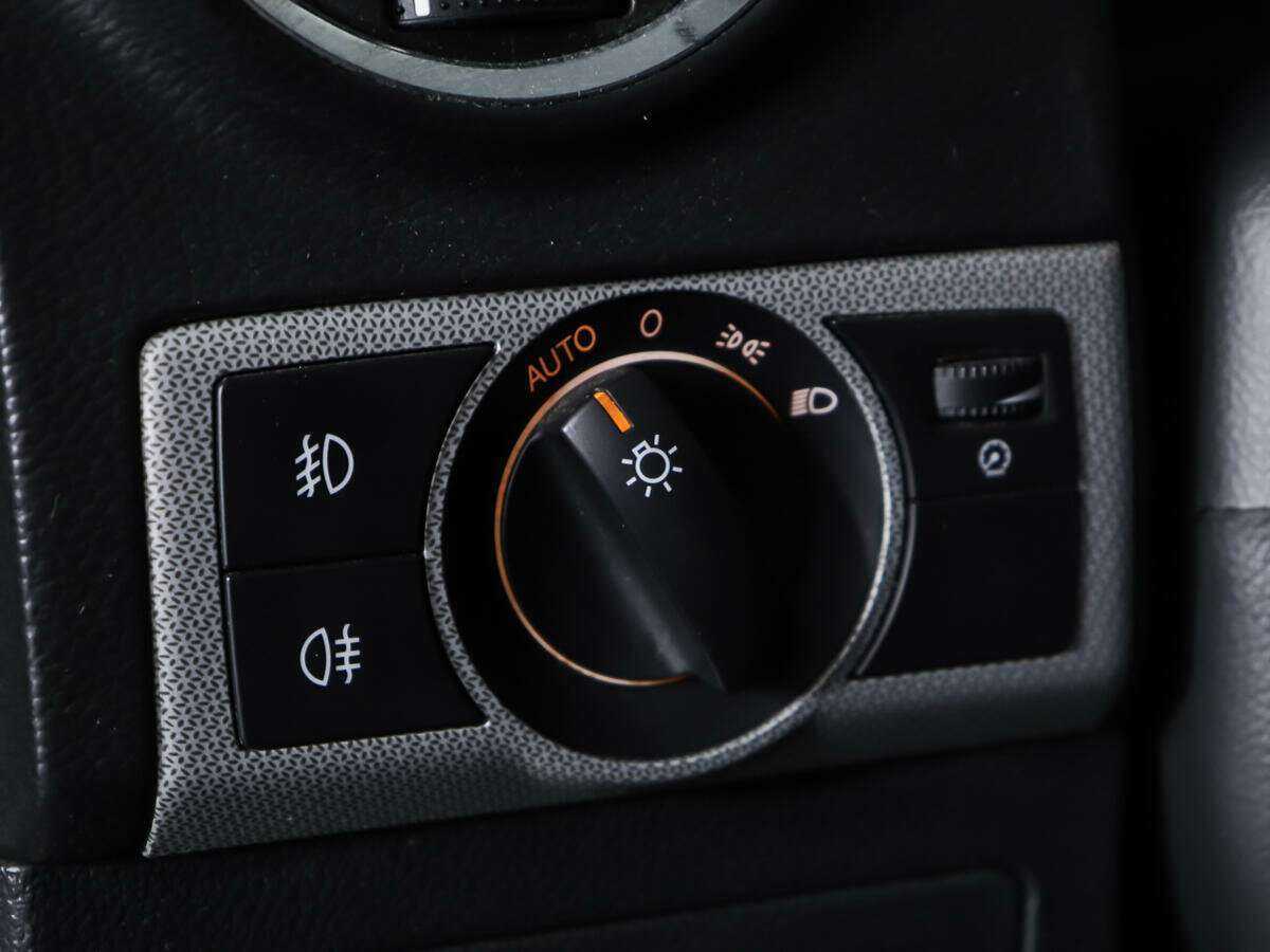 Opel Antara, 2013 - Фото №15