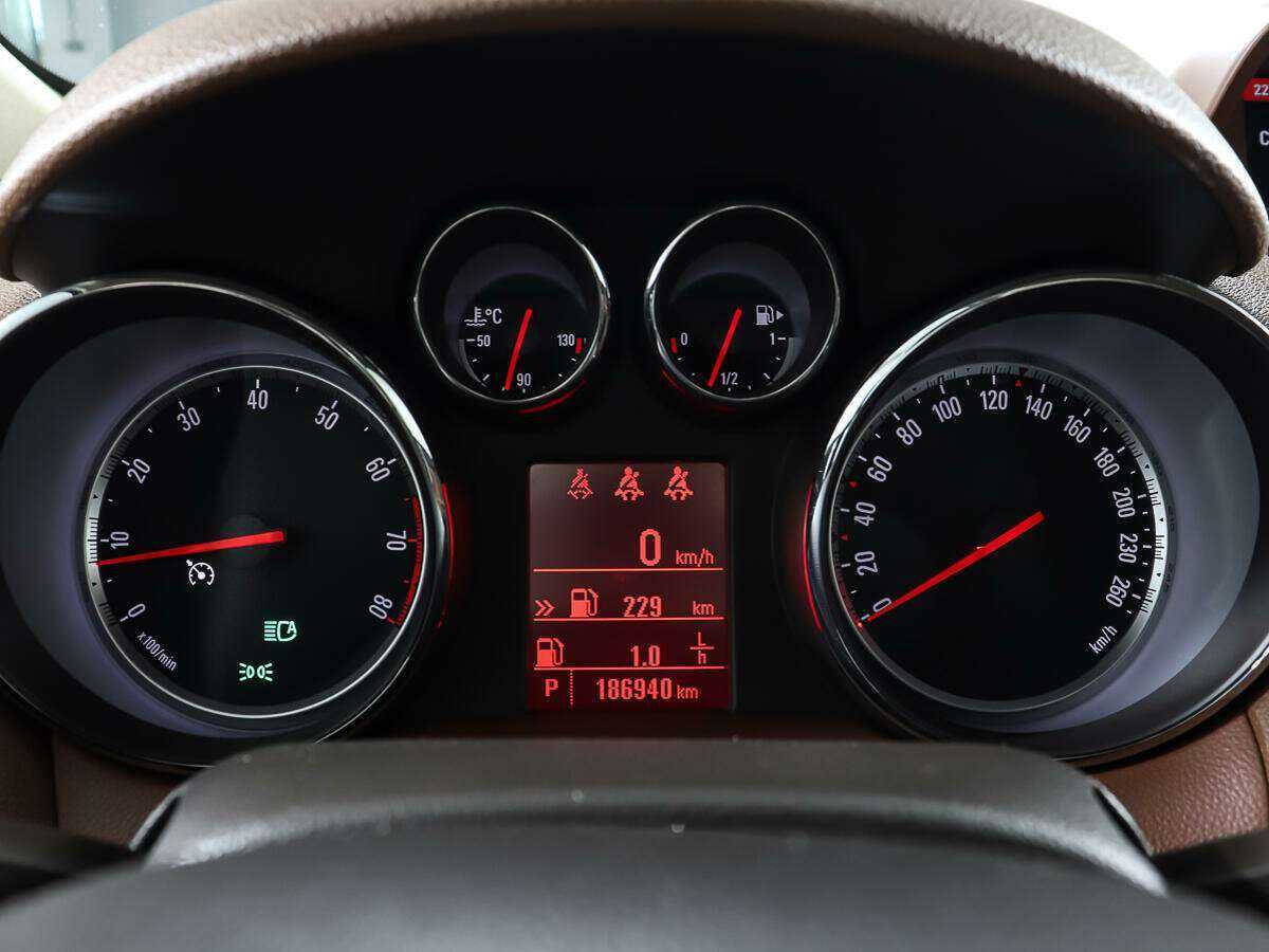 Opel Mokka, 2013 - Фото №13