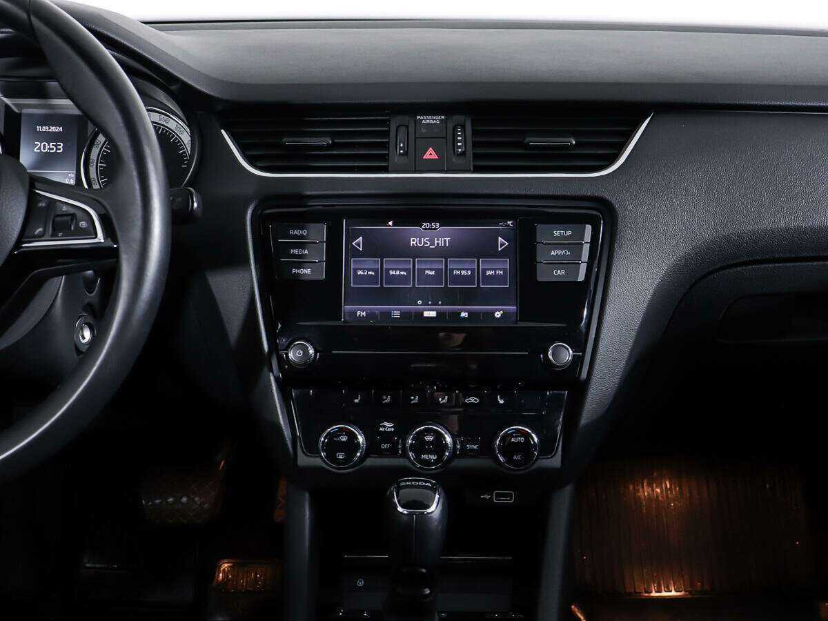 Skoda Octavia, 2018 - Фото №12