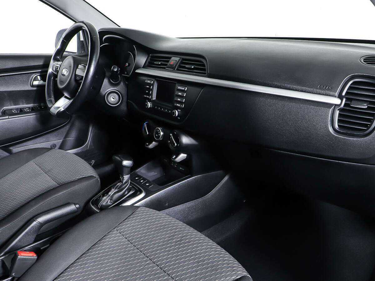 Kia Rio X-Line, 2018 - Фото №8