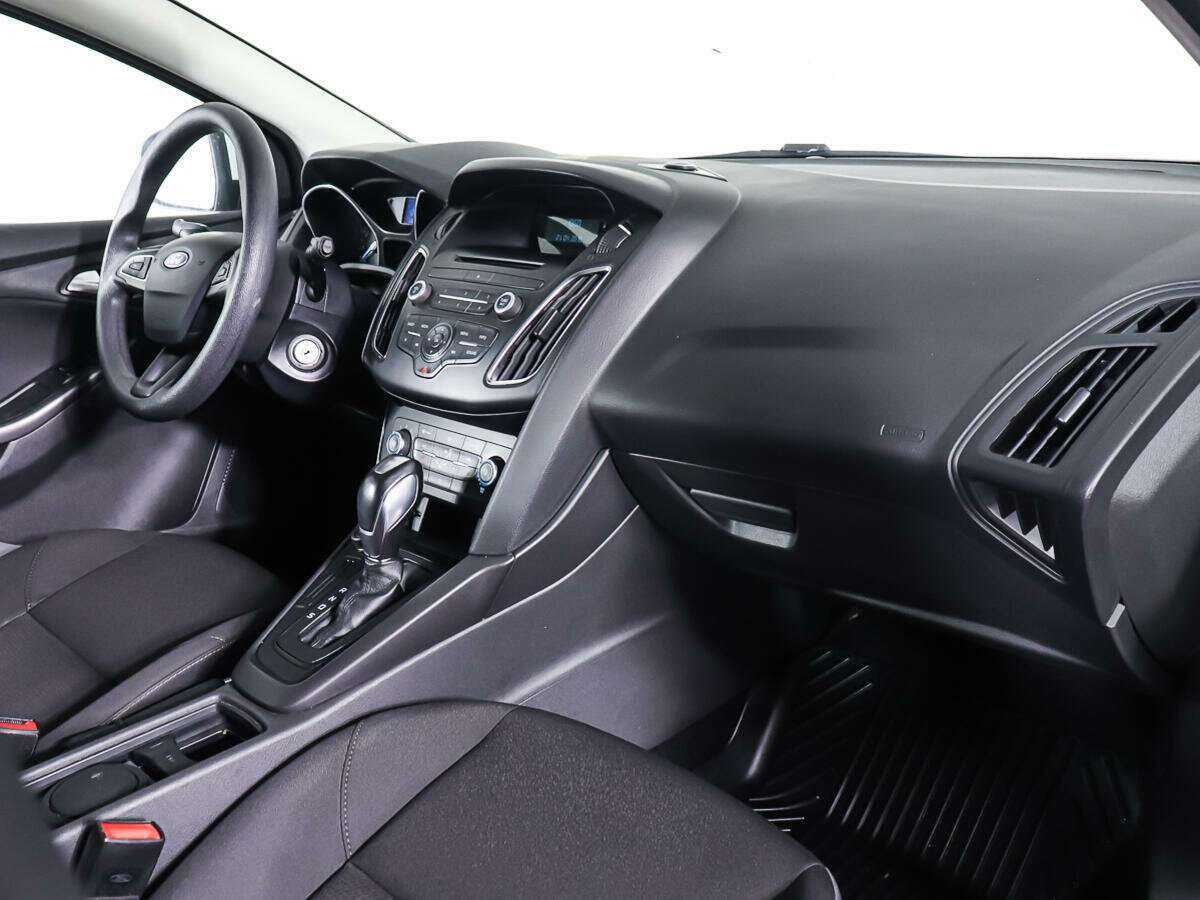 Ford Focus, 2018 - Фото №6