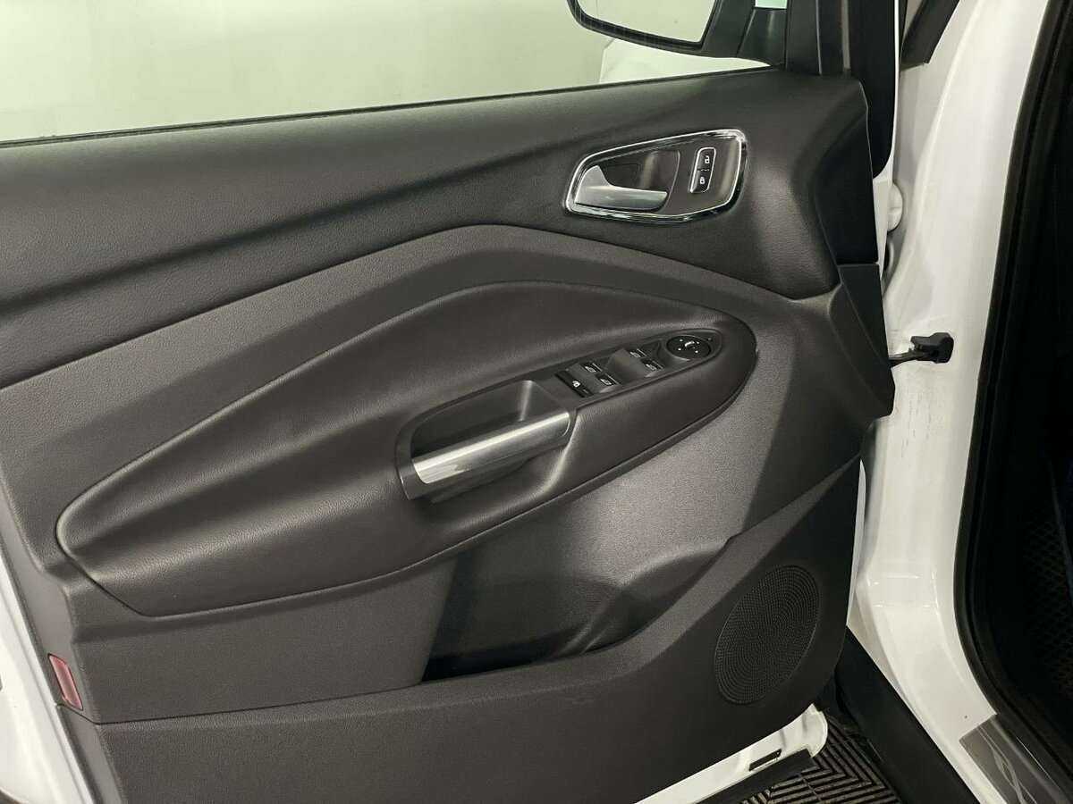 Ford Kuga, 2015 - Фото №6