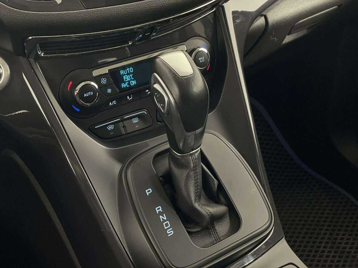 Ford Kuga, 2015 - Фото №11