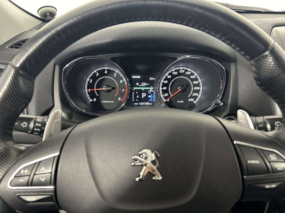 Peugeot 4008, 2012 - Фото №8