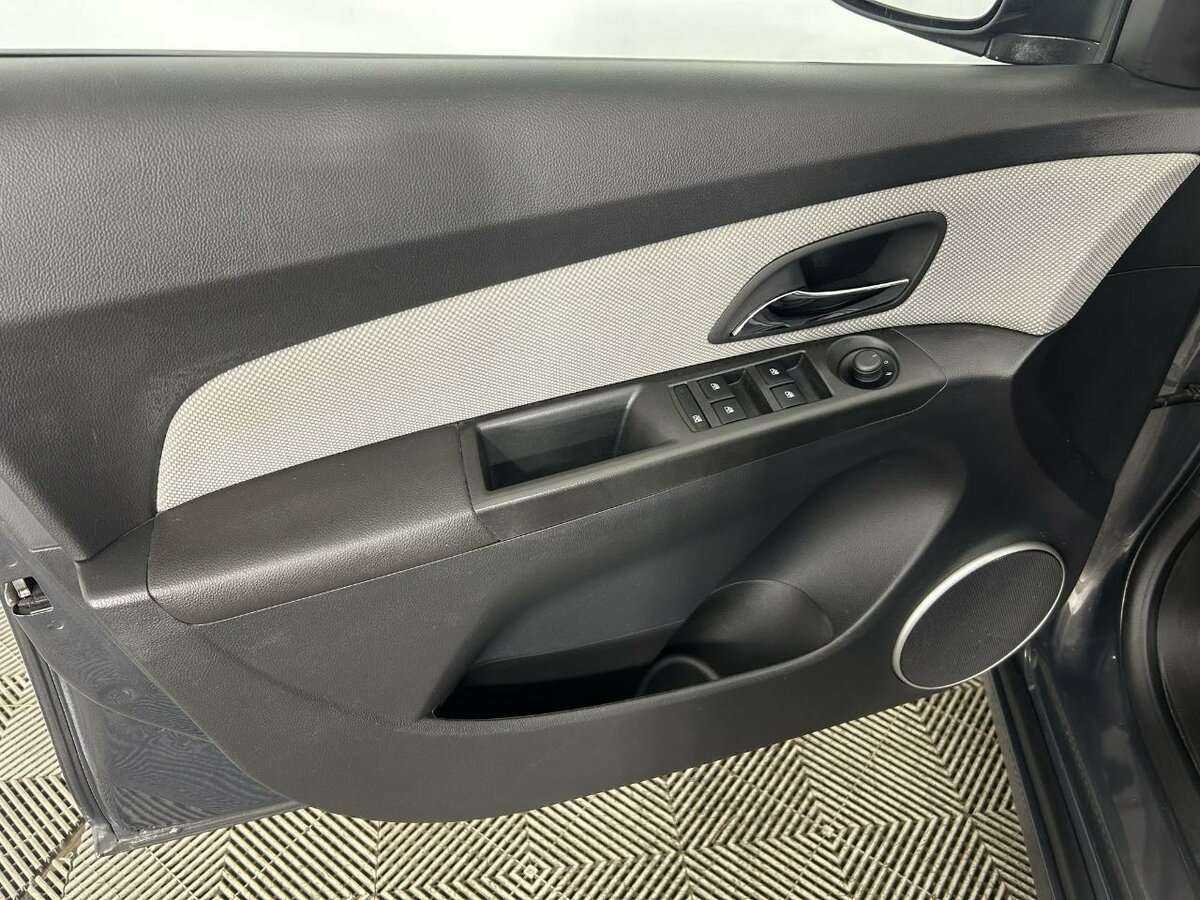 Chevrolet Cruze, 2013 - Фото №7