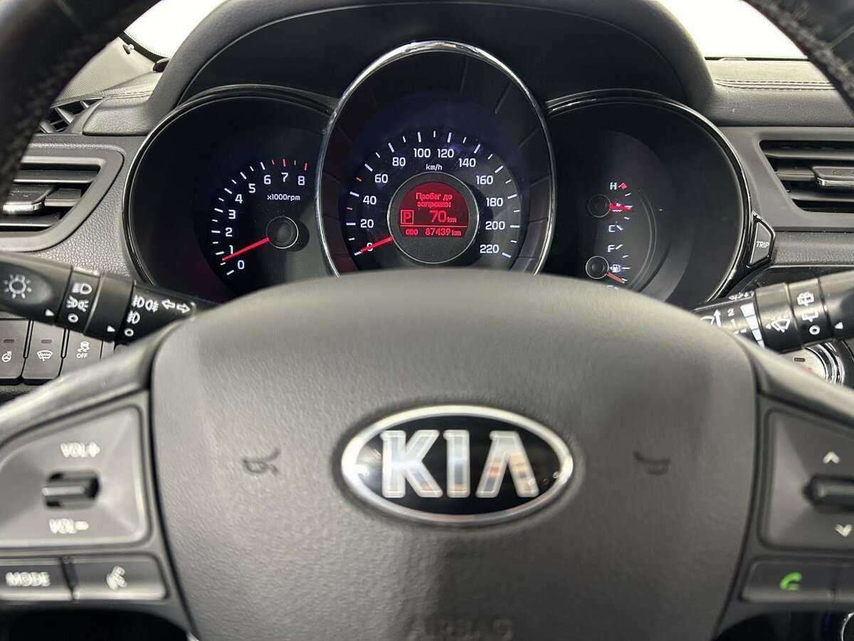Kia Rio 4-speed, 2013 - Фото №10