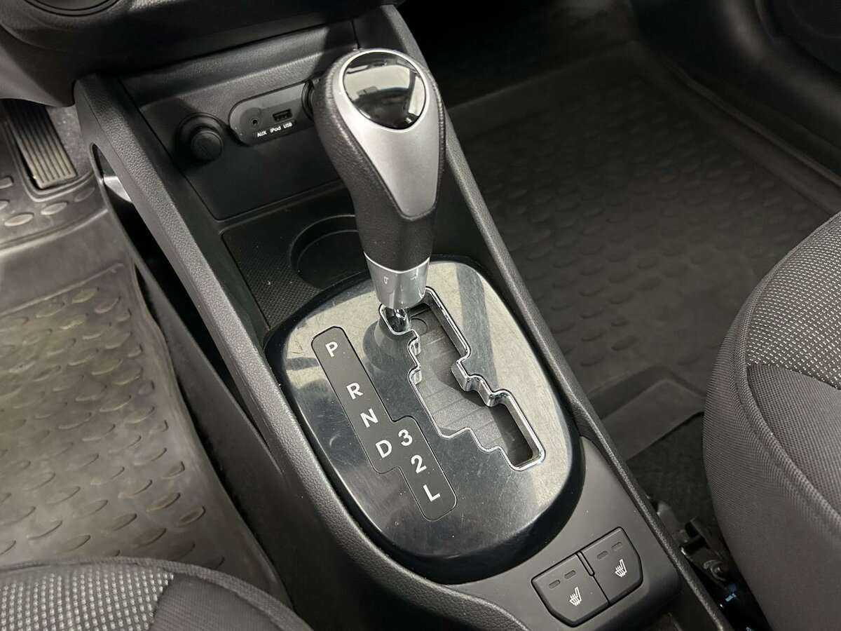 Kia Rio 4-speed, 2013 - Фото №12