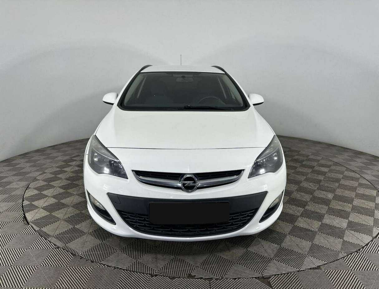 Opel Astra, 2013 - Фото №1