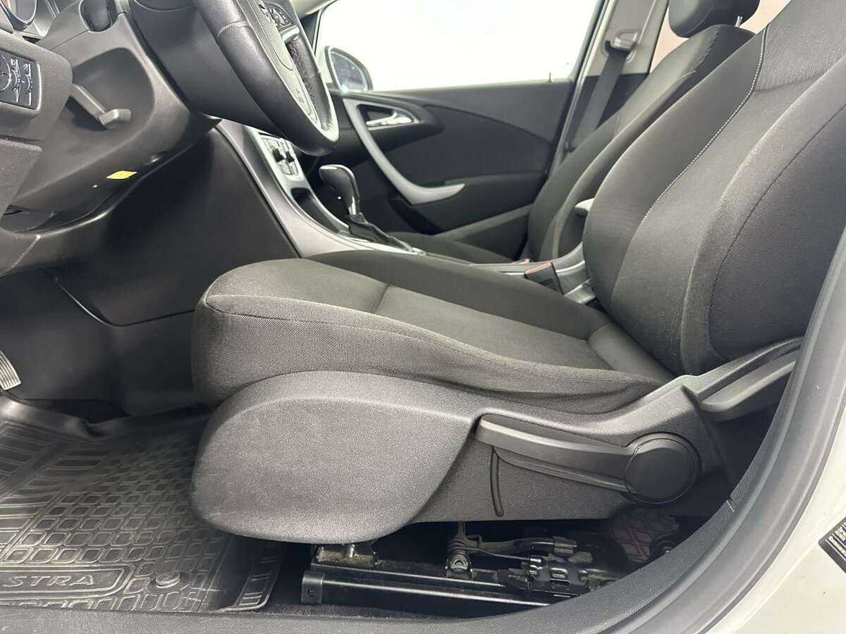 Opel Astra, 2013 - Фото №6