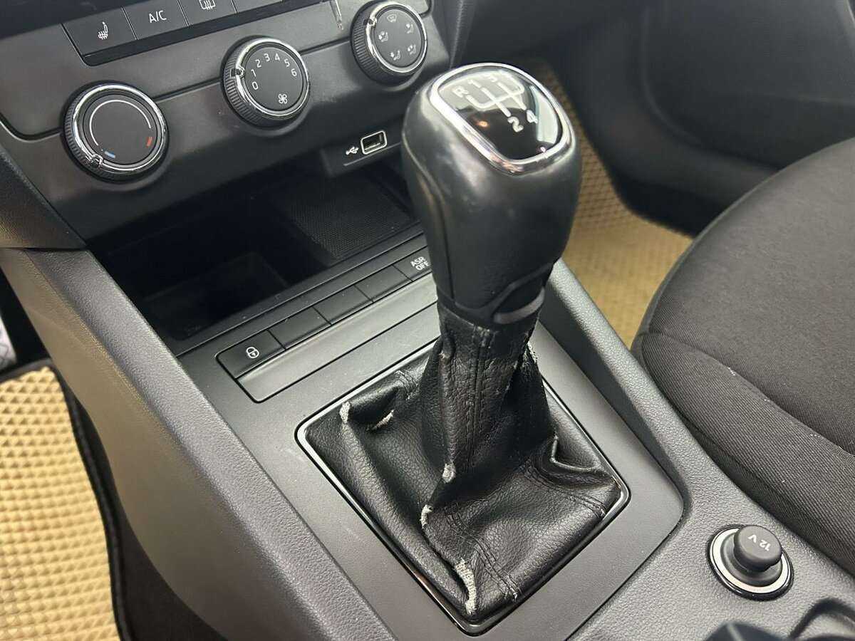 Skoda Octavia, 2018 - Фото №12