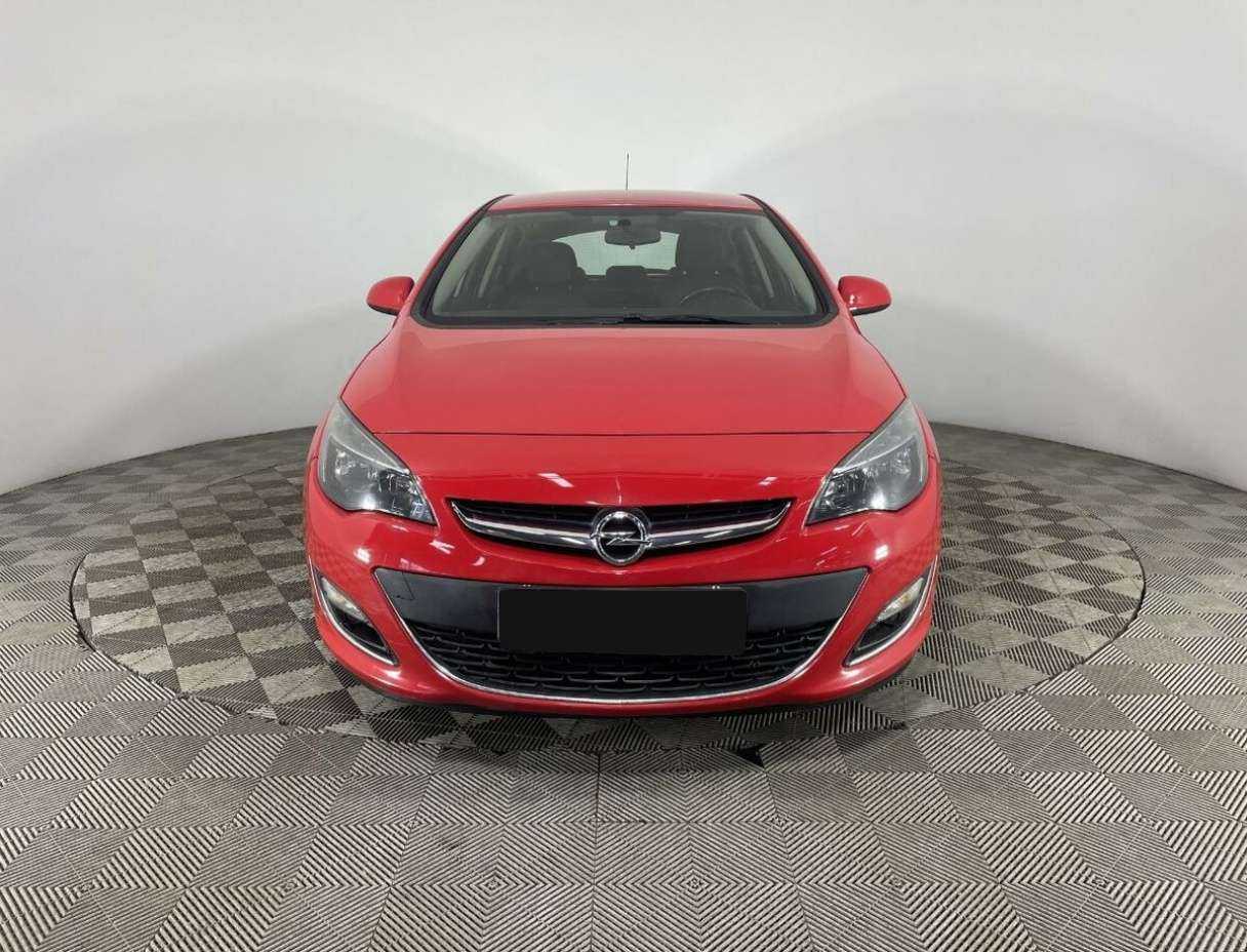 Opel Astra, 2013 - Фото №1