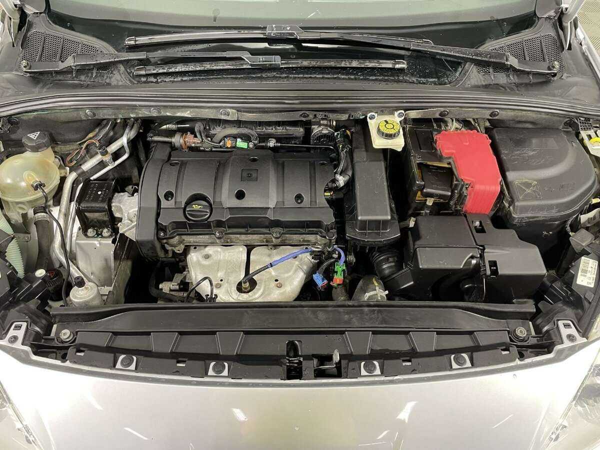 Peugeot 408, 2016 - Фото №15