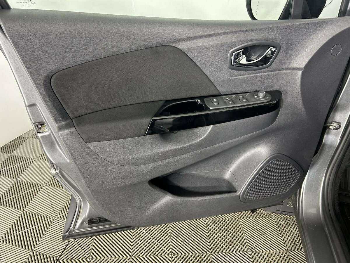 Renault Kaptur, 2017 - Фото №7