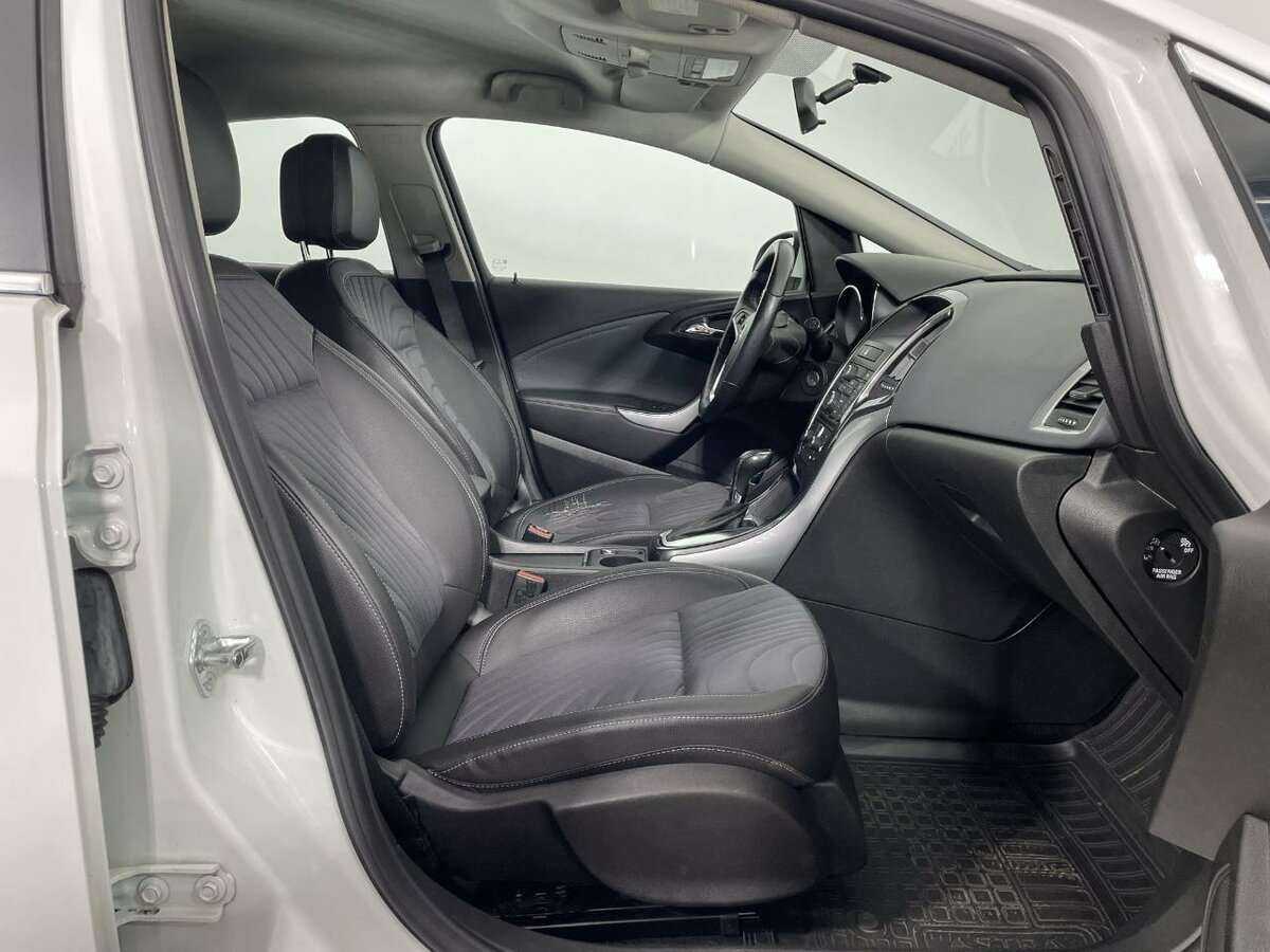 Opel Astra, 2013 - Фото №12