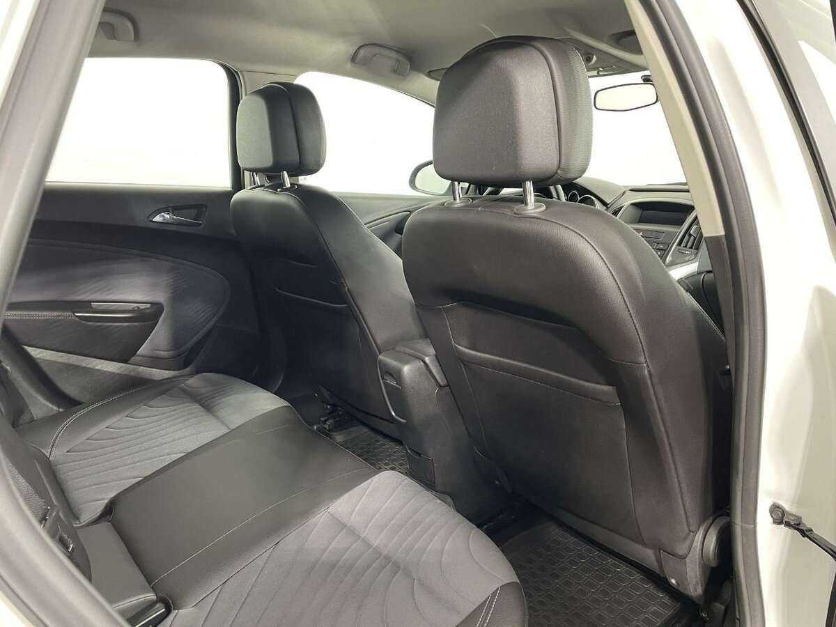 Opel Astra, 2013 - Фото №14