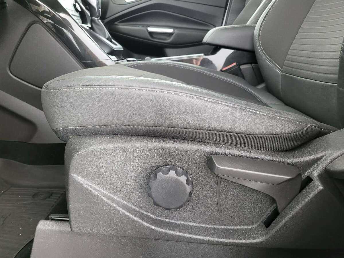 Ford Kuga, 2018 - Фото №9