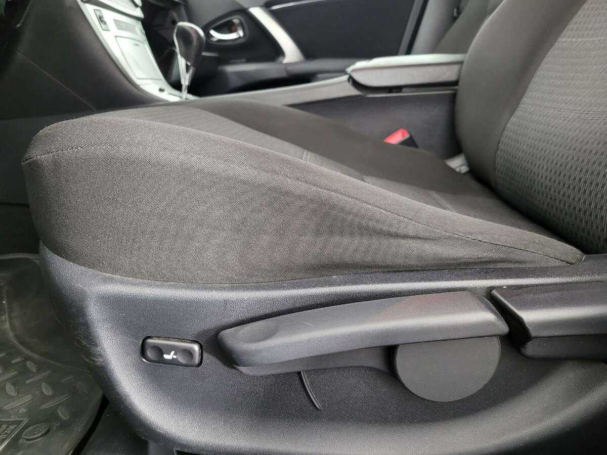 Toyota Avensis, 2012 - Фото №9