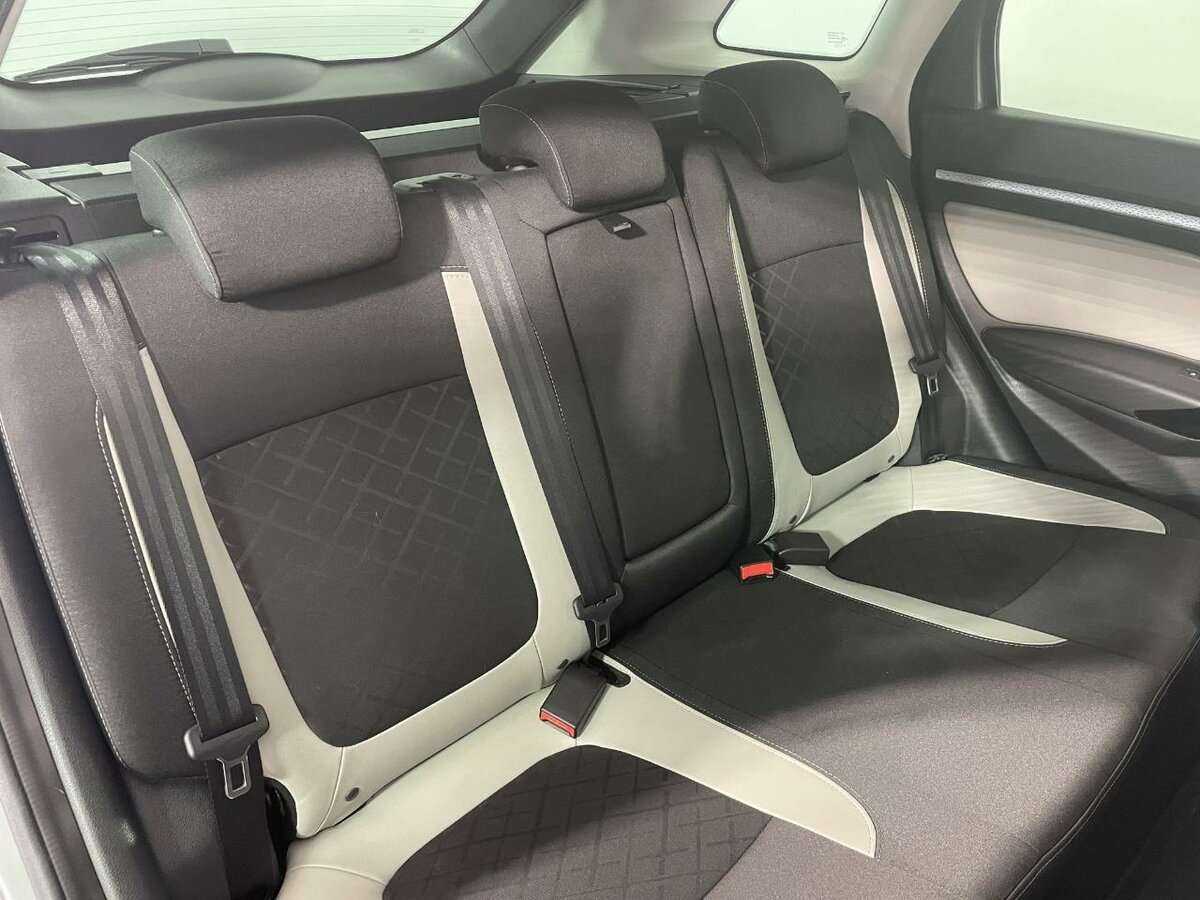 Lada (ВАЗ) Vesta SW Cross, 2018 - Фото №14