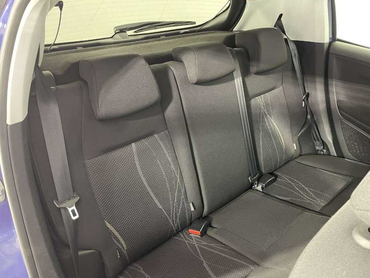 Peugeot 208, 2014 - Фото №14