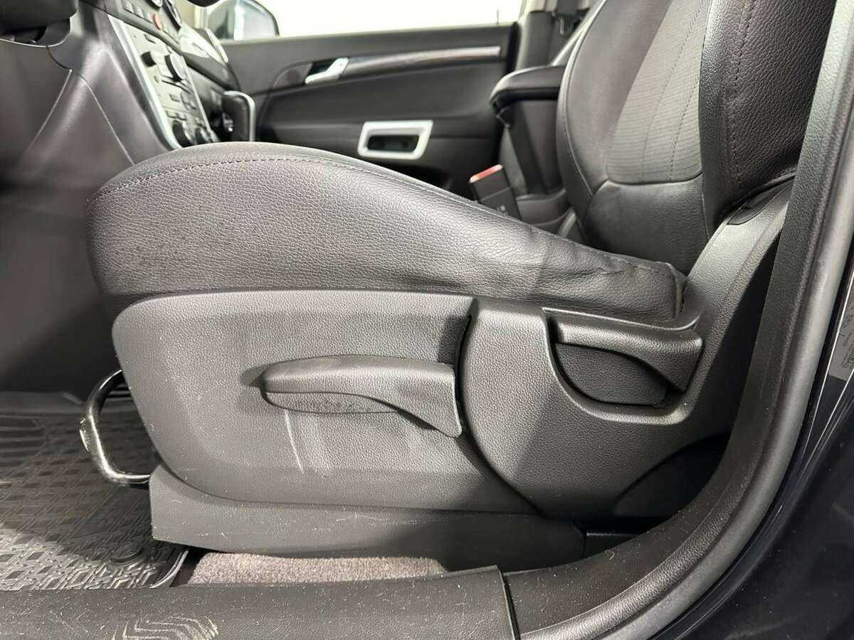 Opel Antara, 2013 - Фото №9