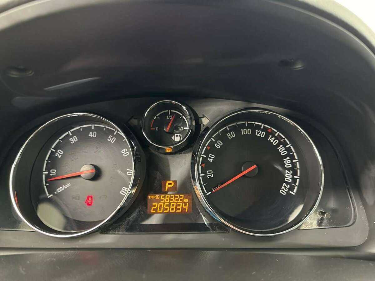 Opel Antara, 2013 - Фото №10