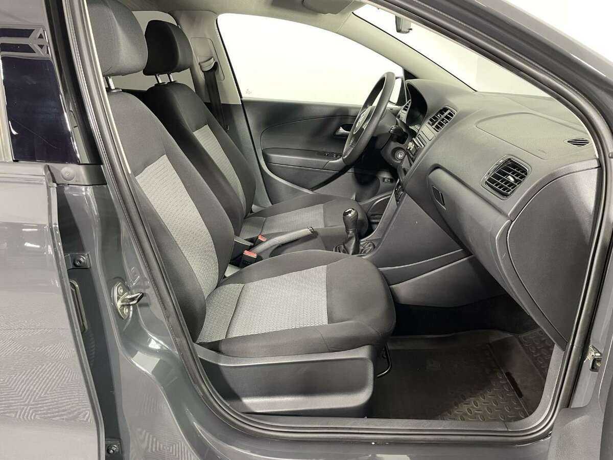 Volkswagen Polo, 2013 - Фото №13