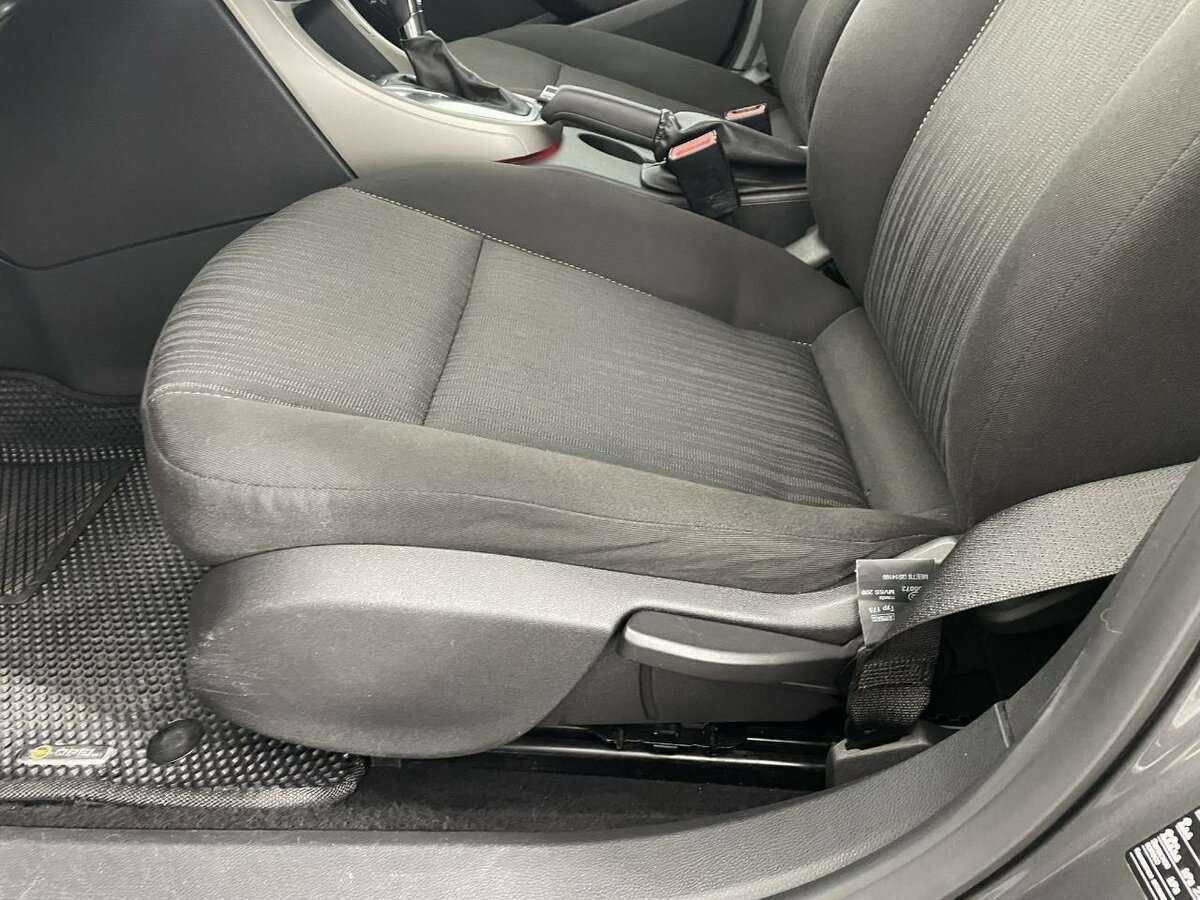 Opel Astra, 2012 - Фото №9