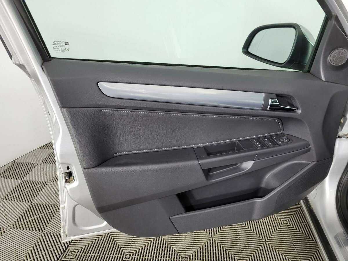 Opel Astra, 2012 - Фото №7