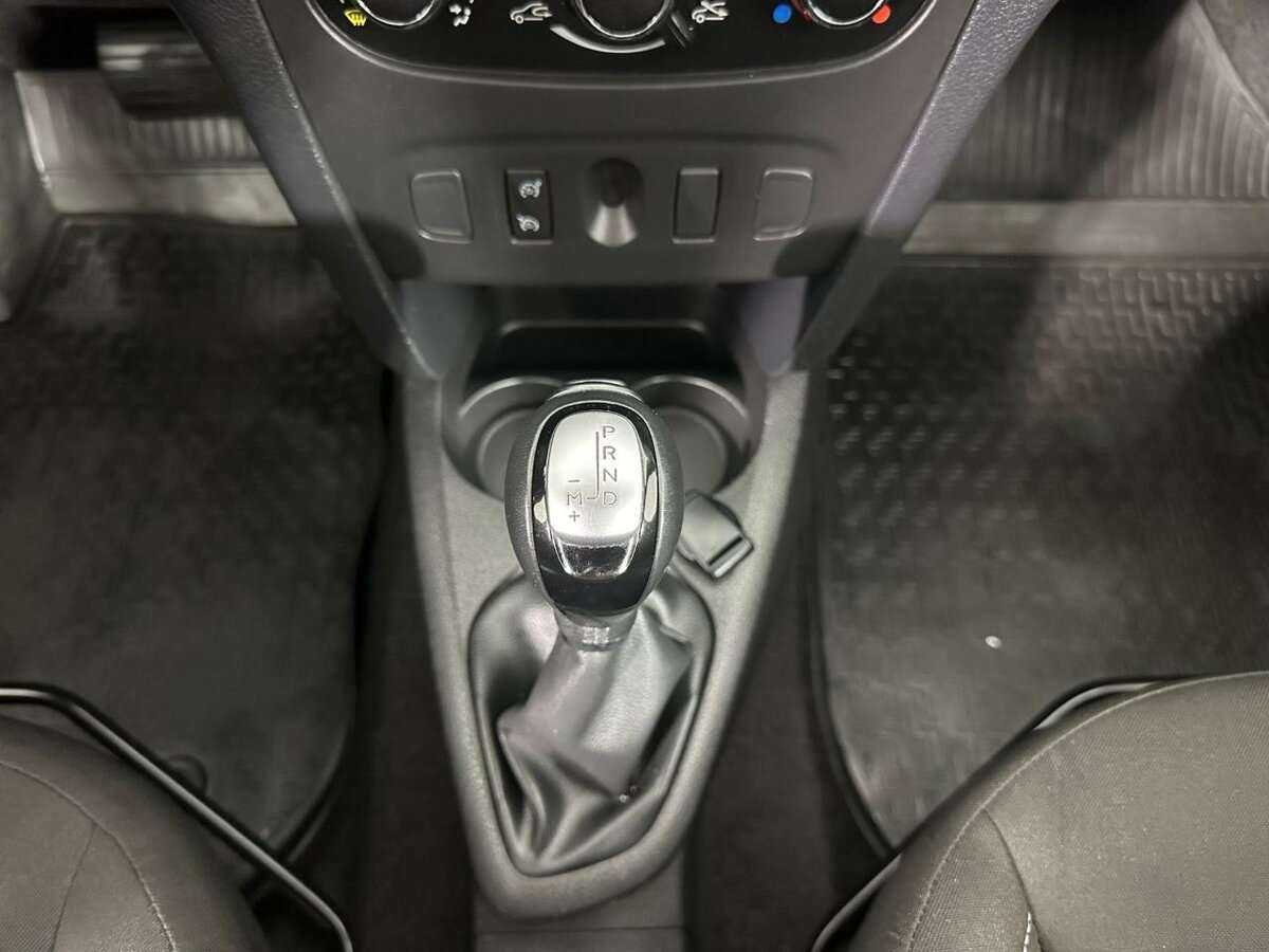 Renault Sandero, 2019 - Фото №11