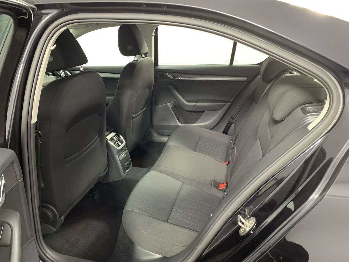 Skoda Octavia, 2018 - Фото №9