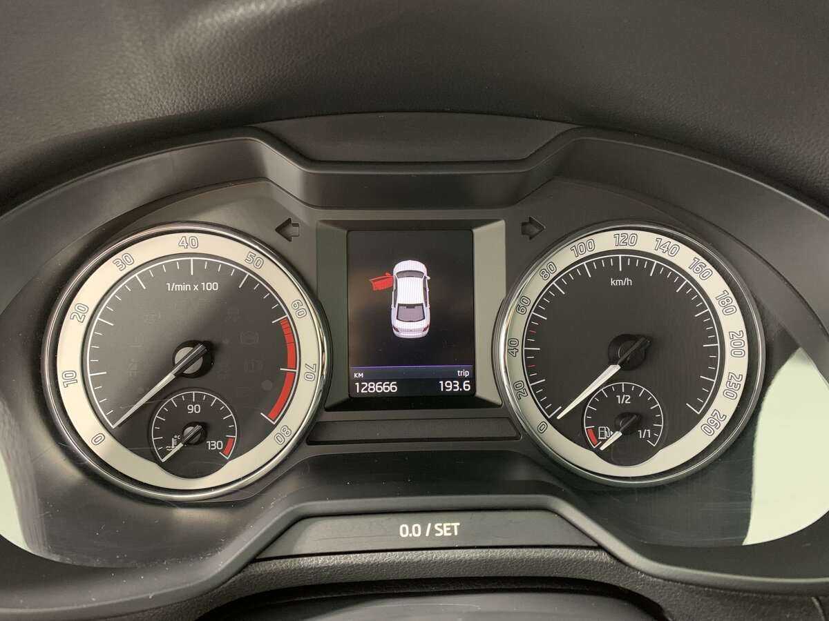 Skoda Octavia, 2018 - Фото №12