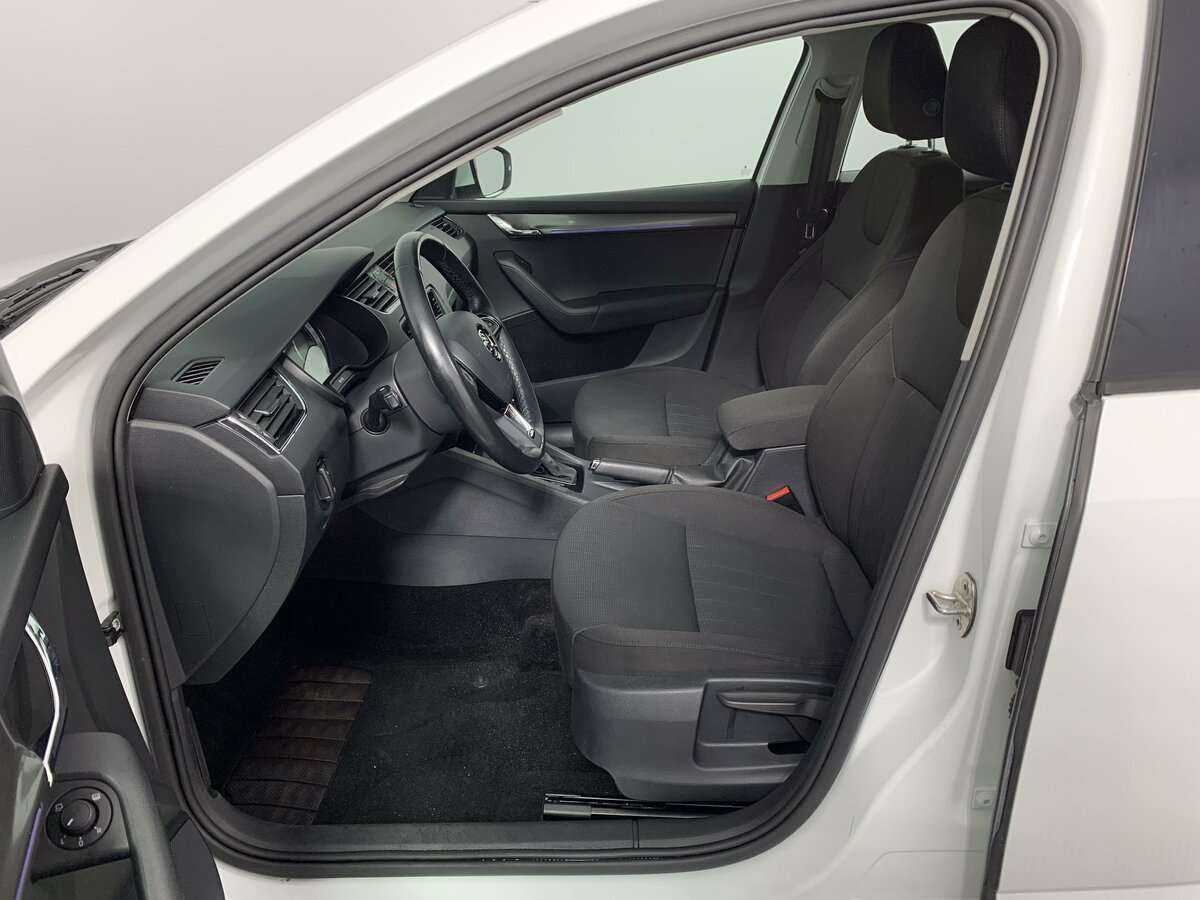 Skoda Octavia, 2018 - Фото №15