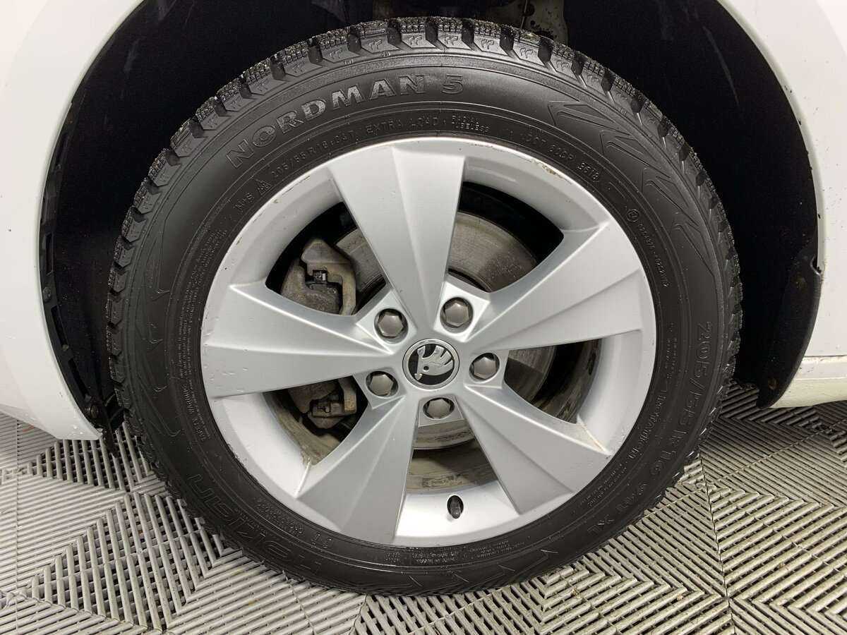 Skoda Octavia, 2018 - Фото №17