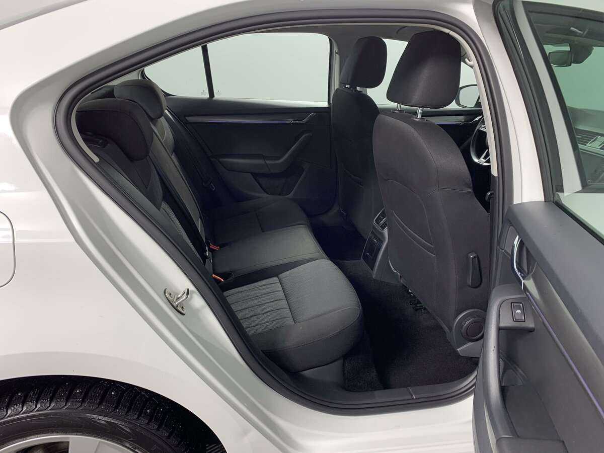 Skoda Octavia, 2018 - Фото №20