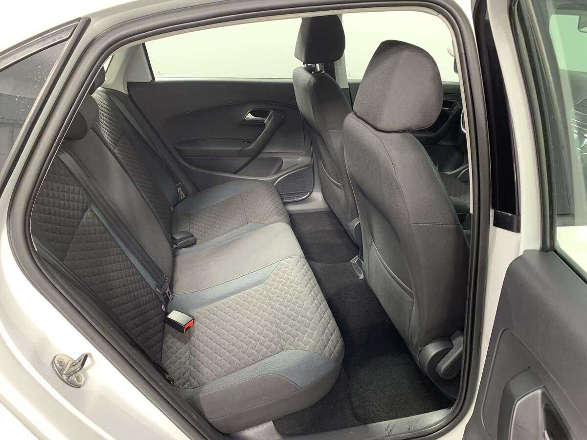 Volkswagen Polo, 2020 - Фото №10