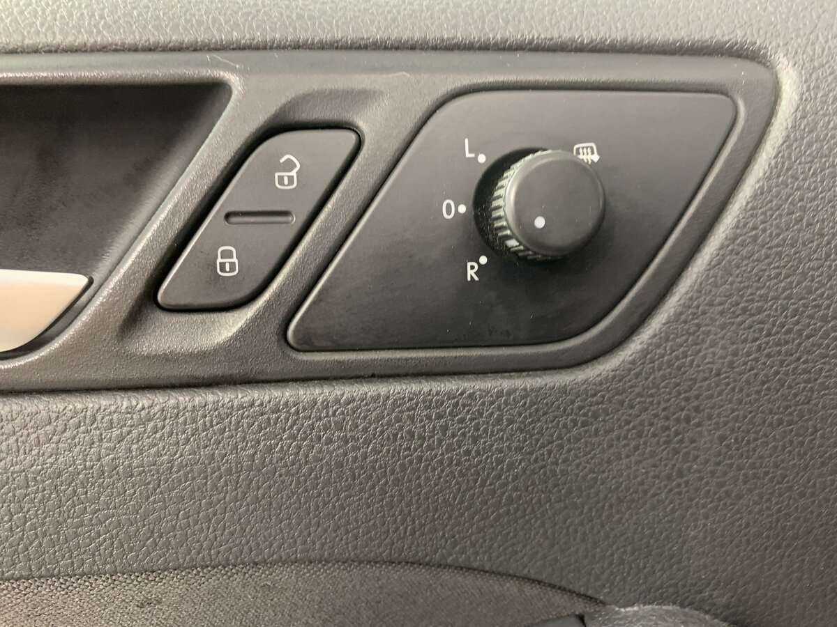 Volkswagen Jetta, 2013 - Фото №16