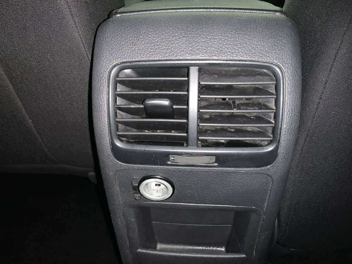 Volkswagen Jetta, 2013 - Фото №19