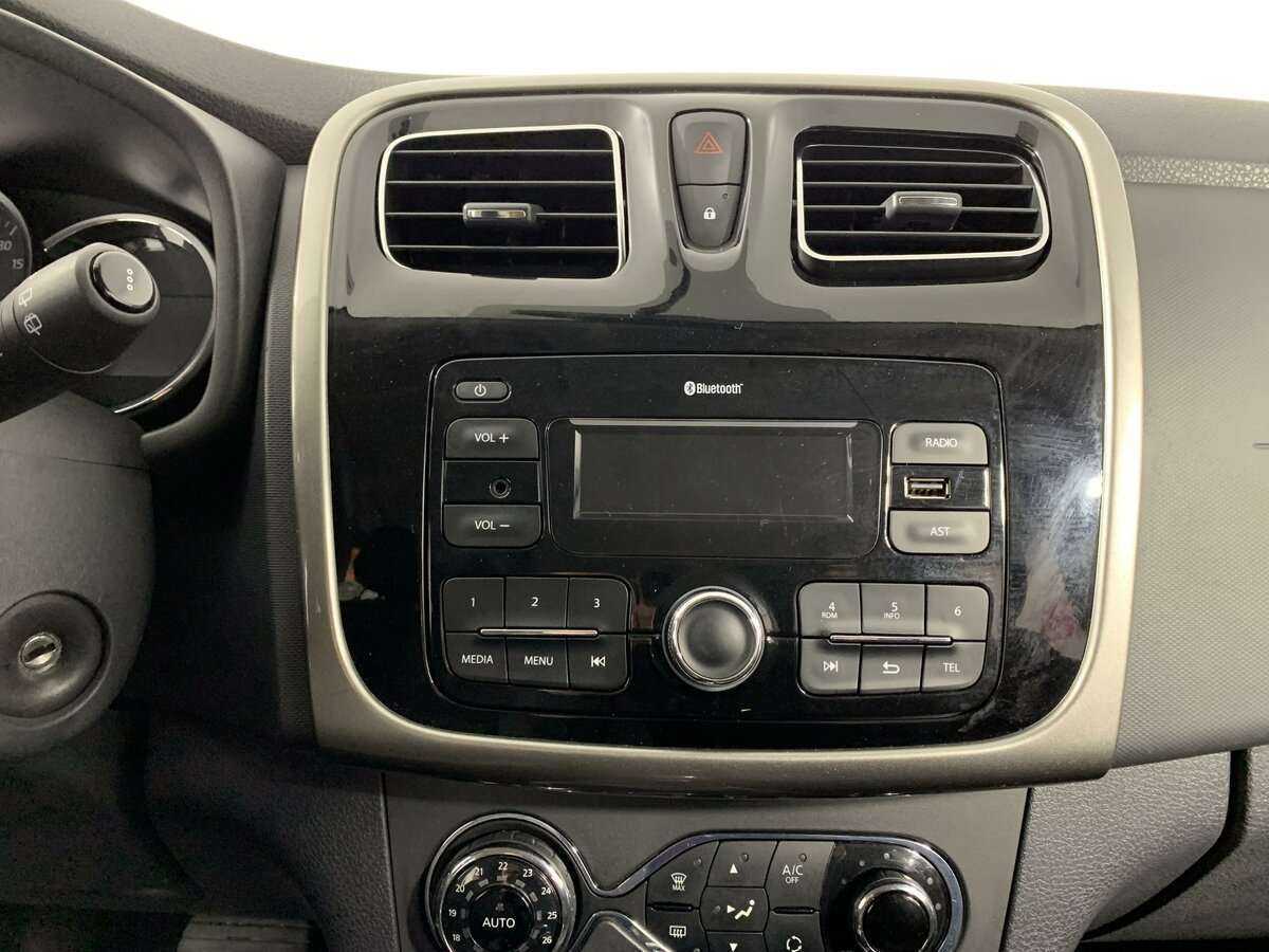 Renault Sandero, 2019 - Фото №12