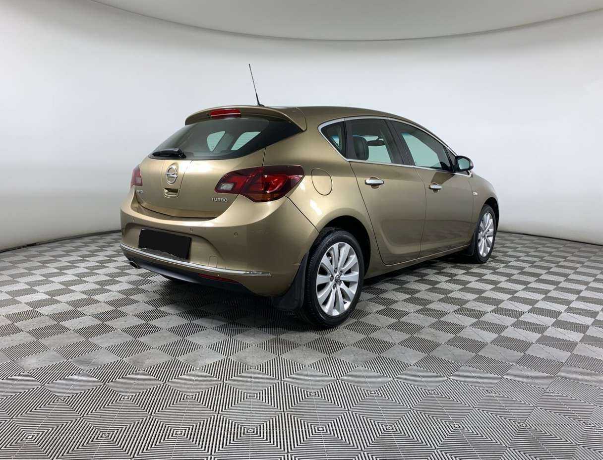 Opel Astra, 2012 - Фото №4