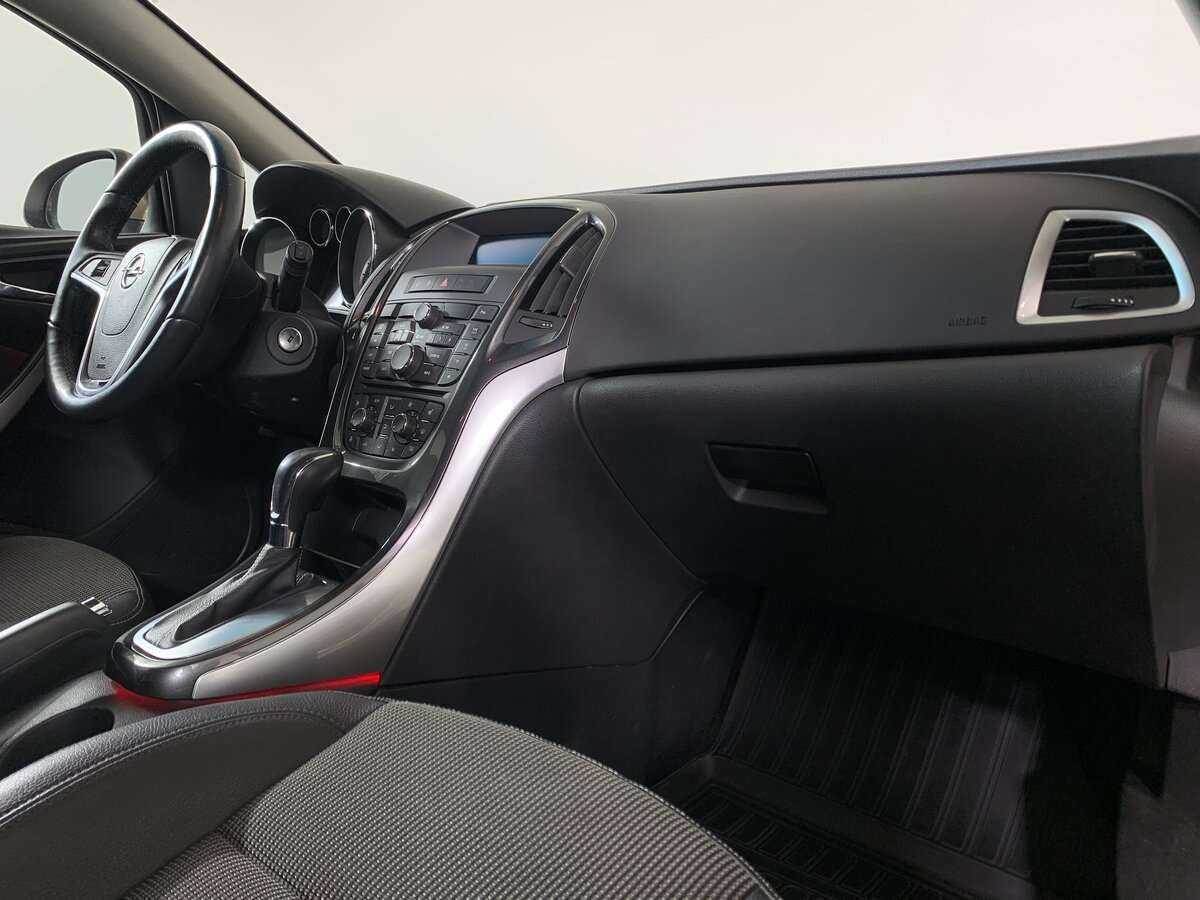 Opel Astra, 2012 - Фото №10