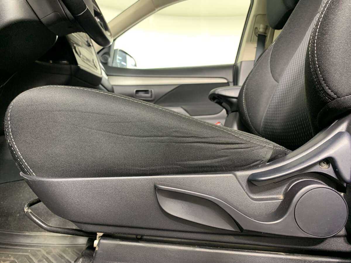 Mitsubishi Outlander, 2018 - Фото №14