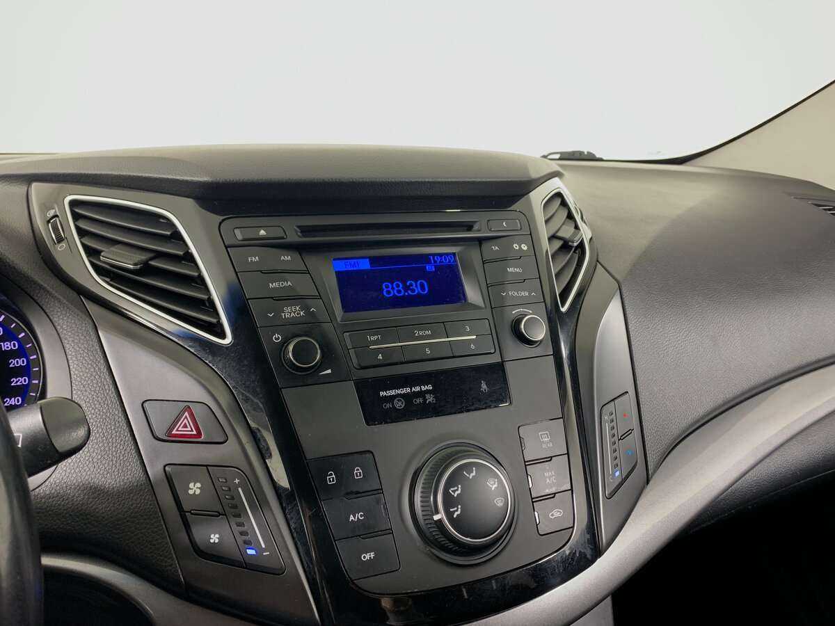 Hyundai i40, 2015 - Фото №12