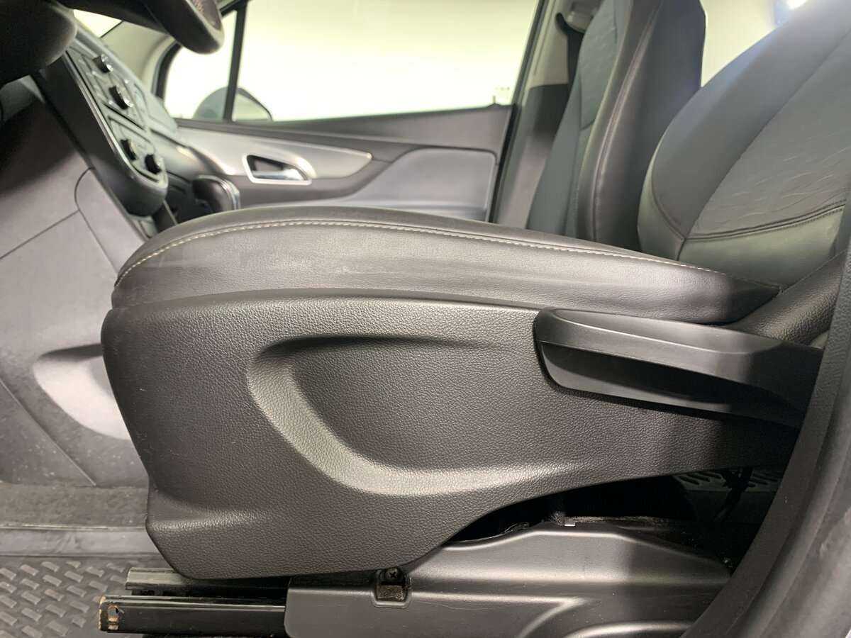 Opel Mokka, 2015 - Фото №12