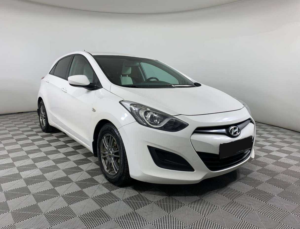 Hyundai i30, 2012 - Фото №2