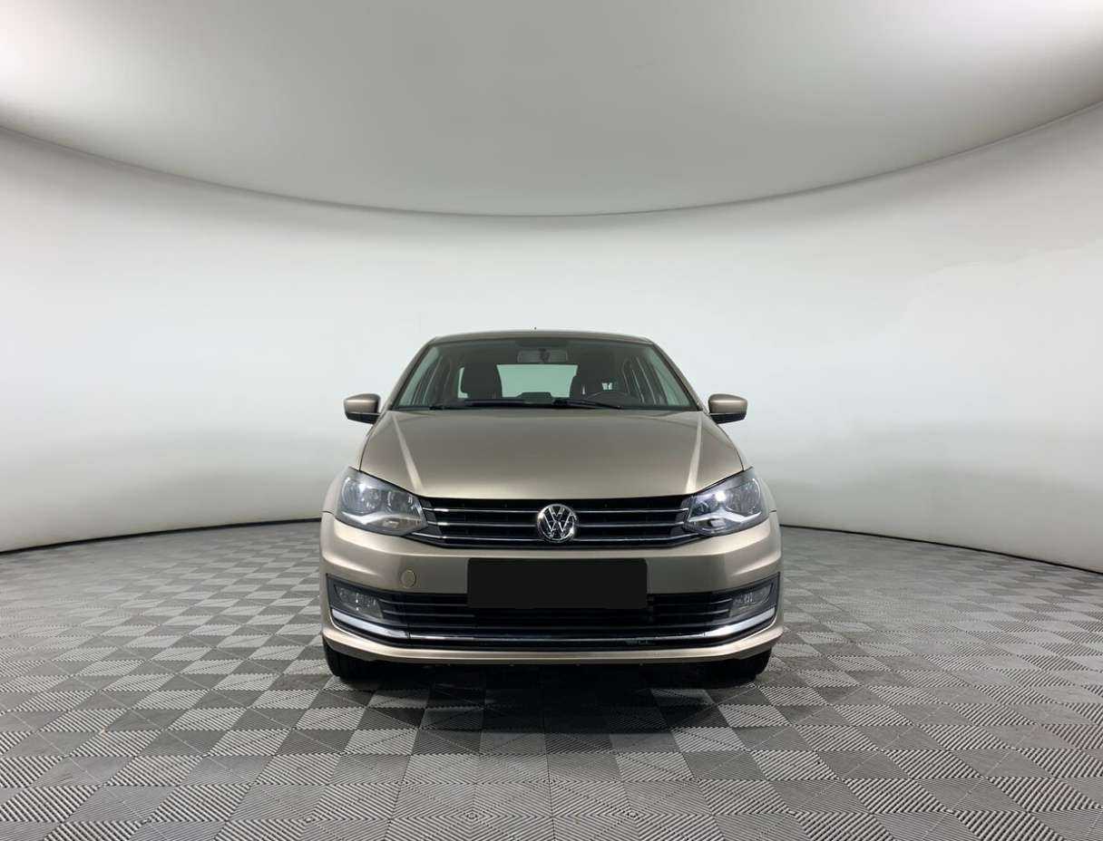 Volkswagen Polo, 2015 - Фото №1