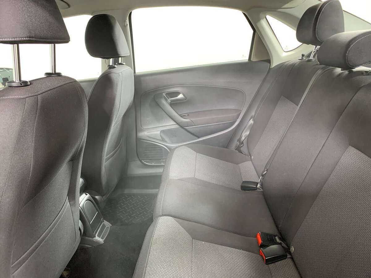 Volkswagen Polo, 2015 - Фото №15