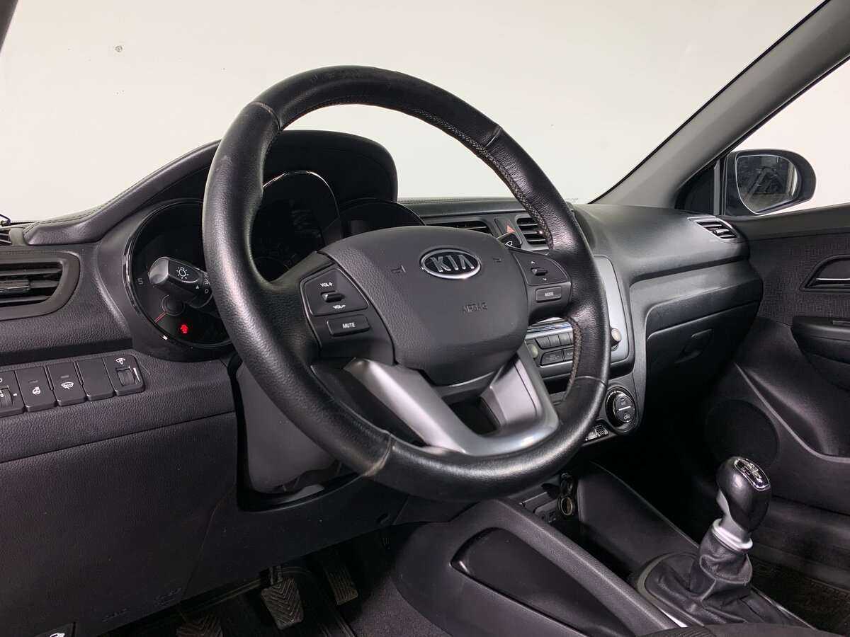 Kia Rio 5-speed, 2012 - Фото №11