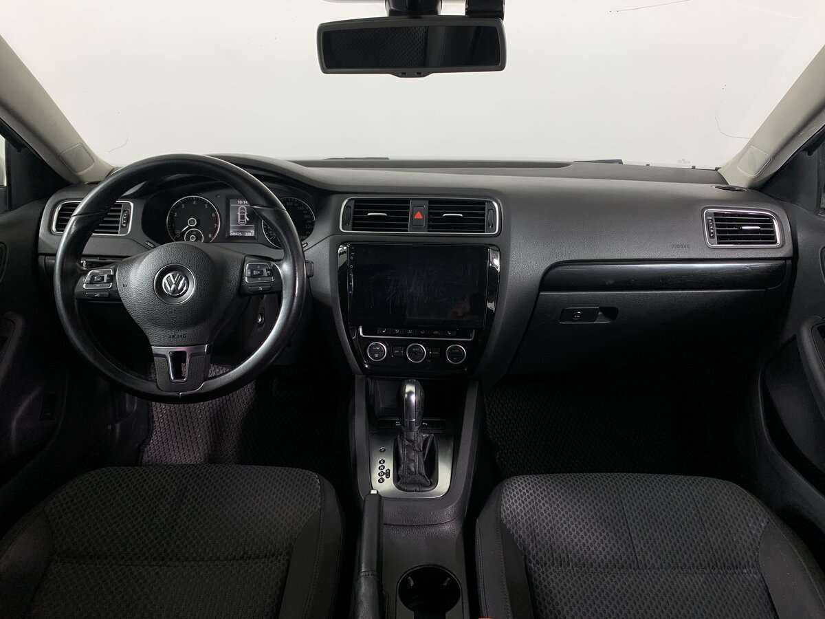 Volkswagen Jetta, 2012 - Фото №9